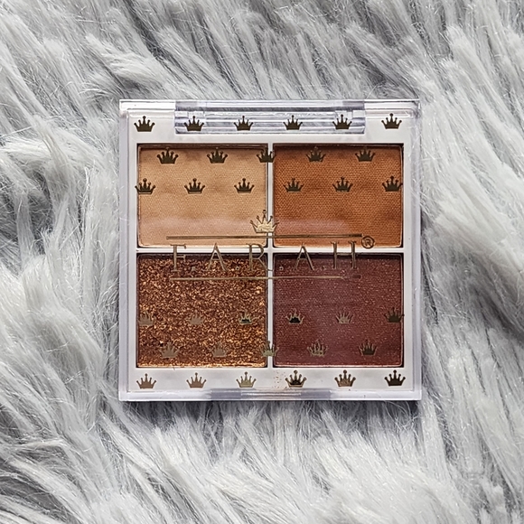 😍F.A.R.A.H. Eyeshadow Quad - Picture 2 of 9